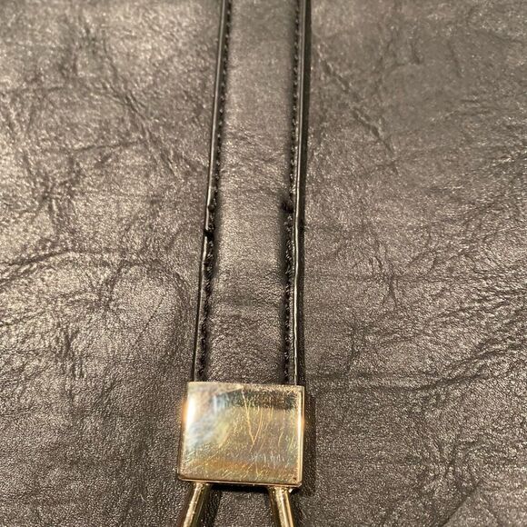 #135 Boutique Leather Black Saddle Bag - Picture 5 of 11